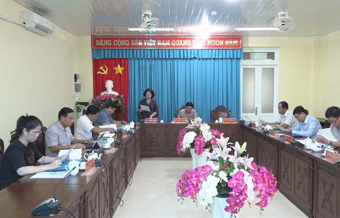 Trần Đề: Ban Thường vụ Huyện uỷ sơ kết tình hình kinh tế - xã hội tháng 8